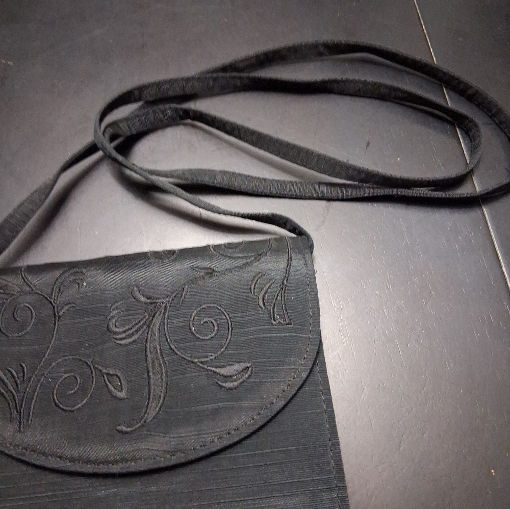 IT'S Elegant Black Shoulder Bag 6.5"ร8"ร3.5"